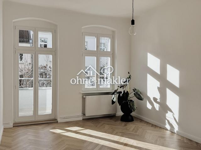 Stilvoll sanierte Altbauwohnung mit Süd Ausrichtung und Balkon im beliebten Winsviertel