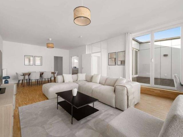 Stilvolle 3 Zimmer Wohnung in Mitte voll möbliert