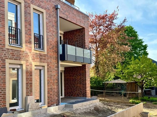 Stilvolle 2,5 Zimmer Neubauwohnung in zentraler Lage