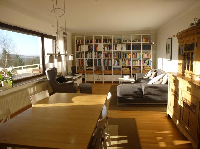 Stilvolle 4,5 Zimmer Wohnung in guter Lage!