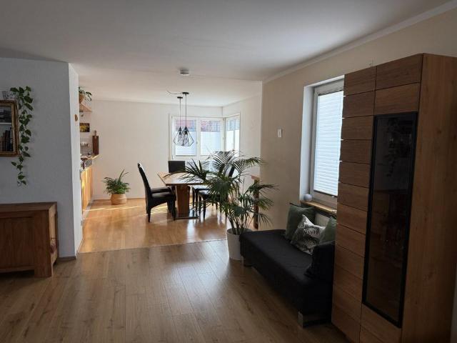 Stilvolle 4,5 Zimmer Wohnung in Weil im Schönbuch Breitenstein