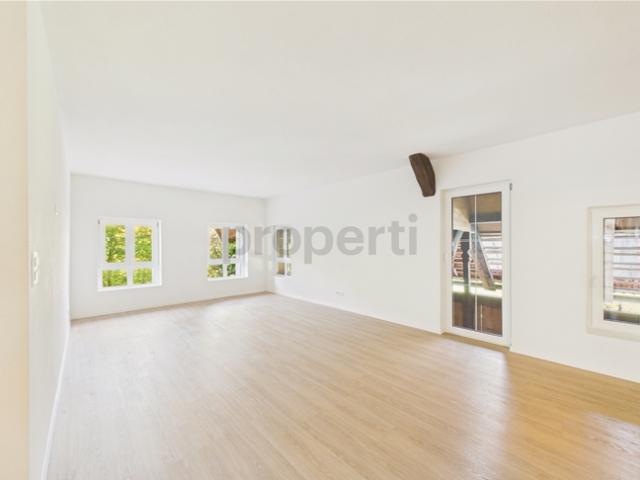 Stilvolle 5.5 Zimmer Wohnung mit Balkon in Geristein, Bolligen