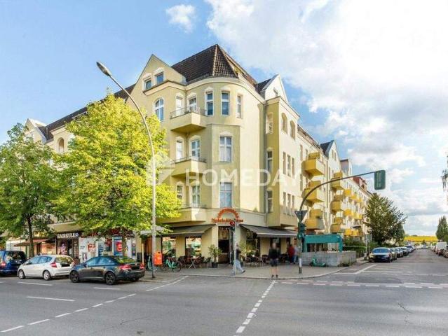 Stilvolle Altbauperle mit Balkon & EBK großzügige 3 Zimmer Wohnung direkt an der U Bahn