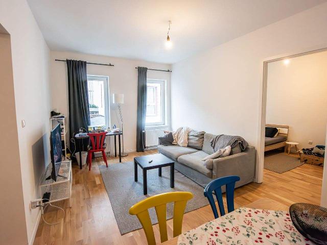 Stilvolle Altbauwohnung nach umfassender Kernsanierung