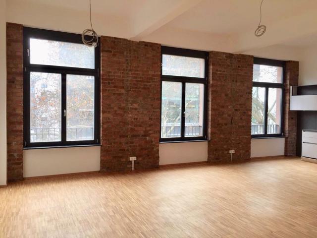 Stilvolle Industriewohnung Frankfurt Ostend zu vermieten 2.2