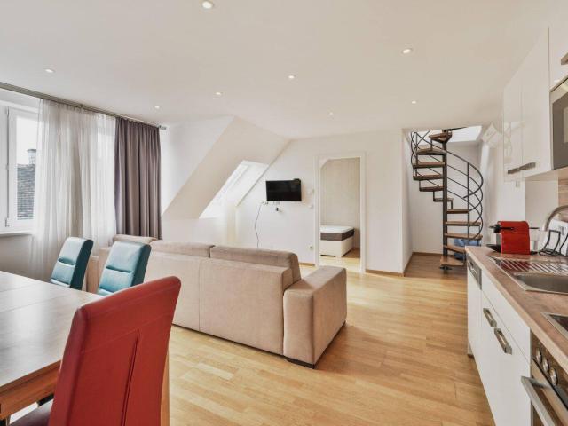 Stilvolle Maisonette Wohnung mit Terrasse in Wiener Top Lage!