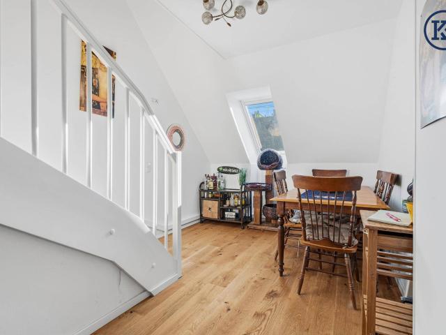 Stilvolle Maisonette Wohnung in ruhiger Lage – nur 10–15 Minuten Fußweg zur Seestadt!