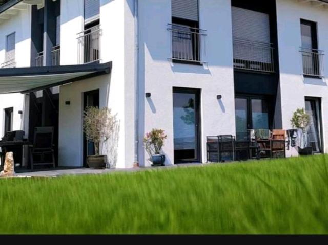 Stilvolle Toskana Villa Null Energiekosten aus 2020