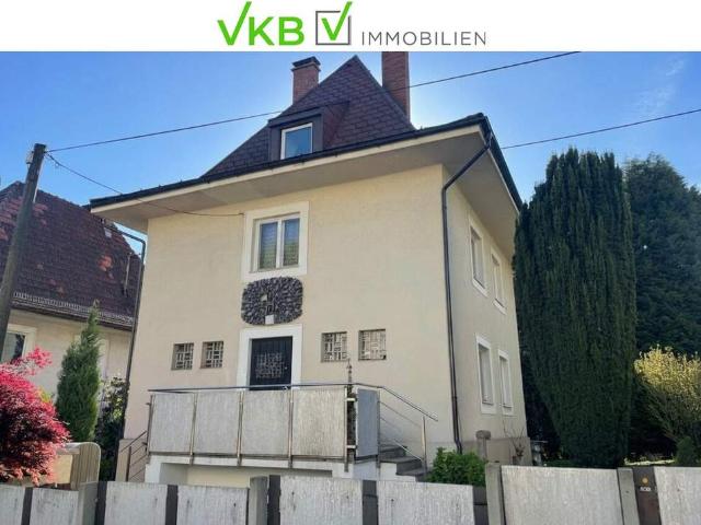 Stilvolle Villa mit künstlerischem Charme in zentraler Lage am Froschberg