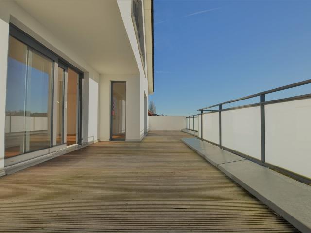 Stilvolles Wohnen in Hamburg Bergedorf: Exklusive Penthouse Wohnung mit Dachterrasse