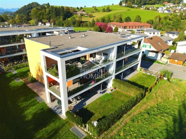 Stilvolles Wohnen Ruheoase und wunderschöner Terrasse