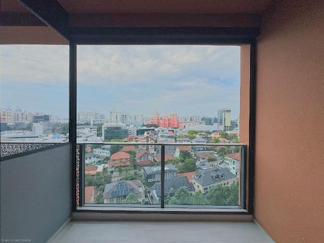Stirling Residences Condominium For Sale, $1,558,888, 2 Bed 1 Bath 635 sqft $2,455.00 psf