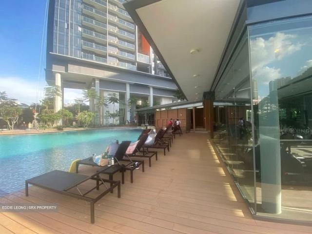Stirling Residences D3, Apartment
