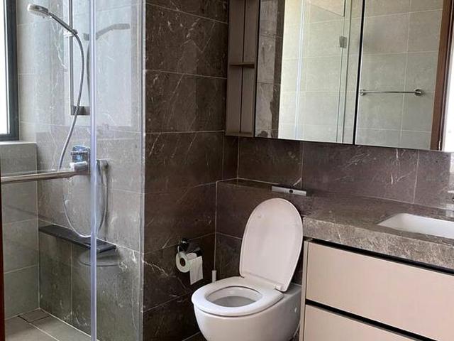 Stirling Residences D3, Apartment