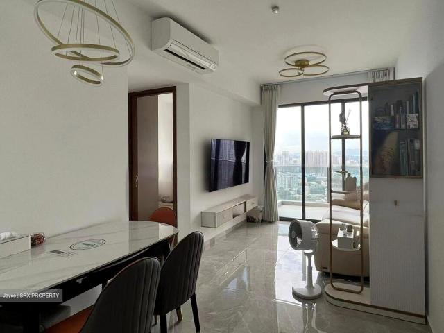 Stirling Residences D3, Apartment