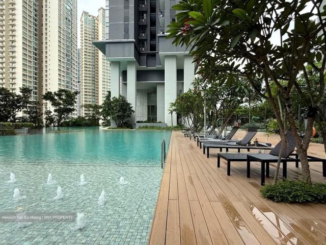 Stirling Residences D3, Apartment