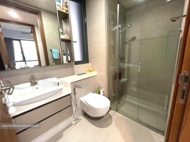 Stirling Residences D3, Apartment