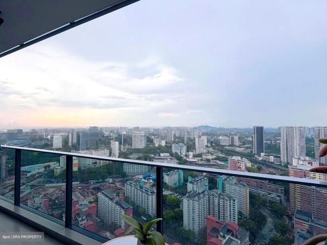 Stirling Residences D3, Apartment