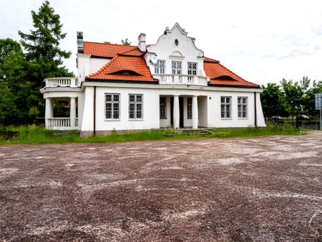 Struga 81 240 m², Radom