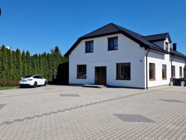 Strzelińska 250 m², Wilczyn