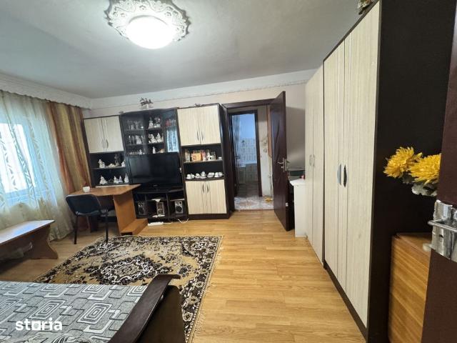 Str Mioritei OMV, apartament 2 cam, parter cu balcon, Mobilat centrala