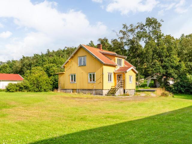 Stråvalla Strandväg 18