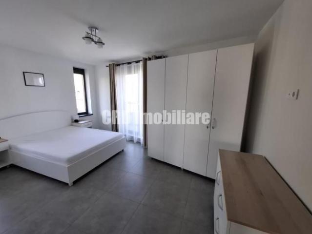 Str. Victoriei tronson Marul de Aur str. V. Borcutului chirie penthouse, bloc nou + parcare subterana