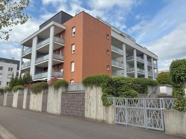 STRABOURG Cronenbourg 30m² avec TERRASSE et GARAGE