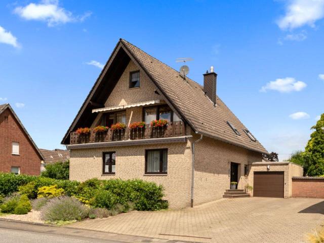 Straberg: Freistehendes Einfamilienhaus auf Traumgrundstück – Platz für alles, was zählt