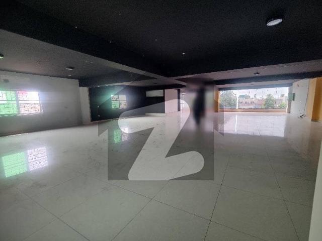 Straight double commercial hall m/f washrooms, vast parking, kitchen near emporium mall