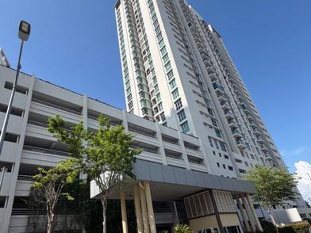 Straits Garden Condominium