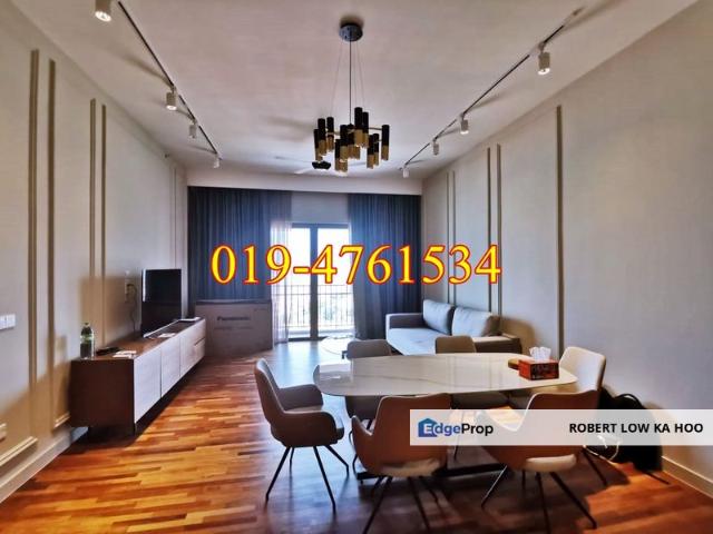 Straits Residences