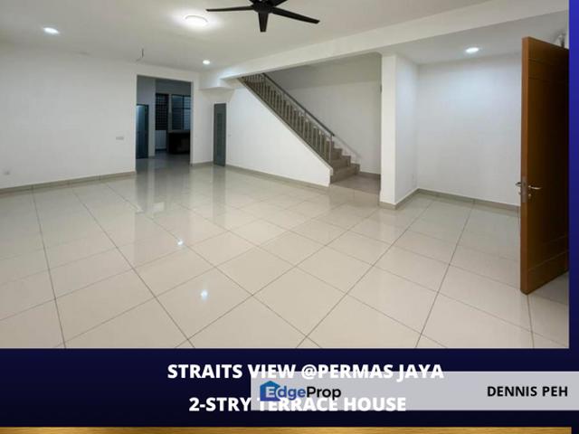 Straits View
