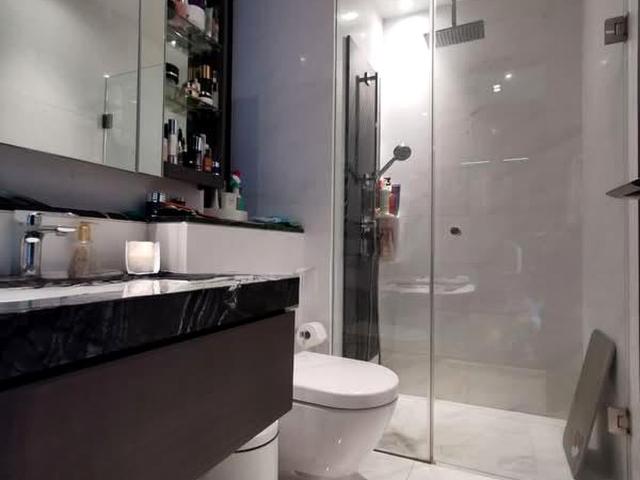 Straits View D1, Condominium