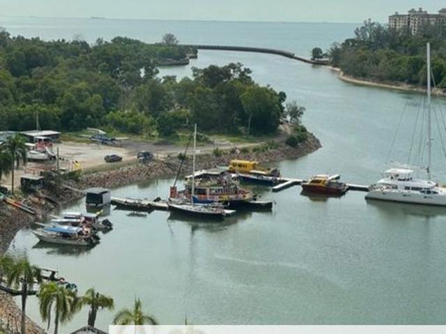 Straits View PD Seaview 2r 2b Furnished Close to amenities & PD
