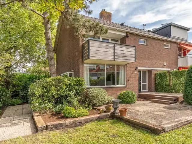 Strandvlietlaan 13 Ouderkerk aan de Amstel