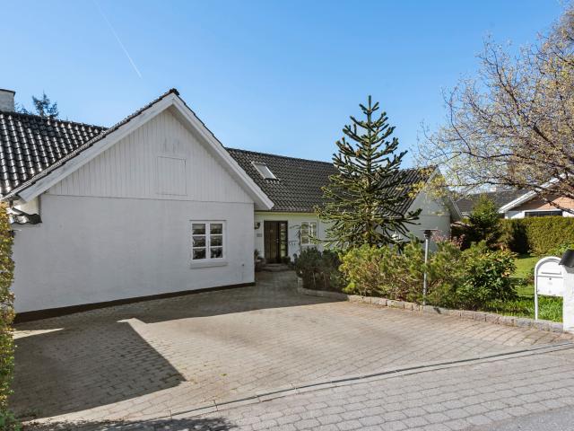 Strandgårdsvej 19