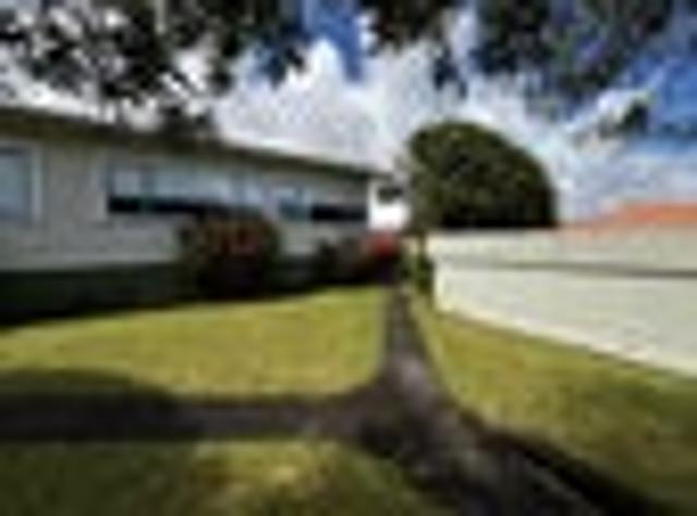 Strandon, 2 bedrooms, $520 pw