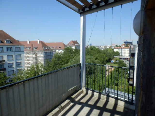 STRASBG NEUDORF SUPERGE 2P BALCON A LOUER