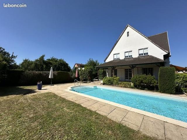 Strasbourg – neudorf – rare propriete avec piscine 18,85 ares – maison 8 pieces 243 m² + studio 40 m² en rez de jardin + combles amenageables –