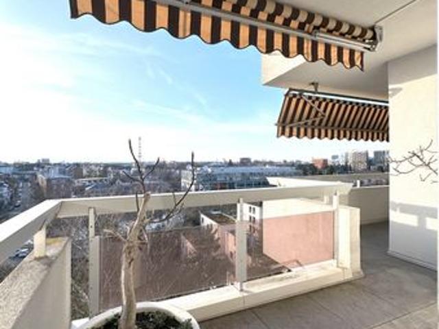 Strasbourg orangerie prox. Parc et institutions europeennes – superbe appartement en etage eleve – 5 pieces – 134 m² – terrasse – vue degagee