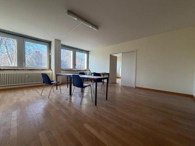 STRASBOURG CONTADES: 5 PIÈCES À RENOVER