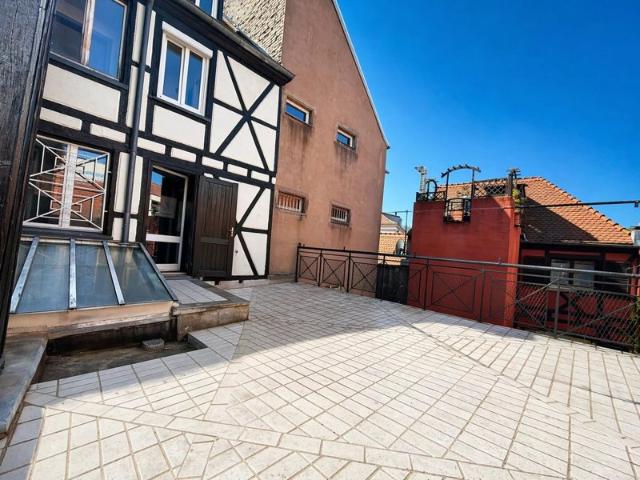STRASBOURG: KRUTENAU 2 PIÈCES TERRASSE