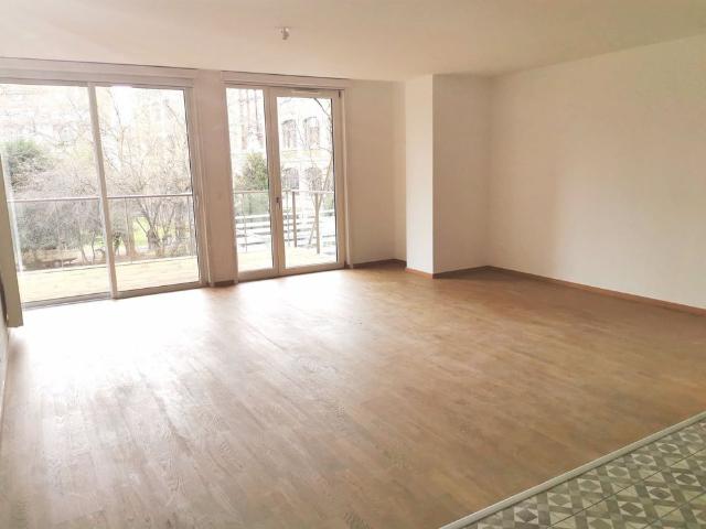 STRASBOURG KRUTENAU, 67000, Strasbourg