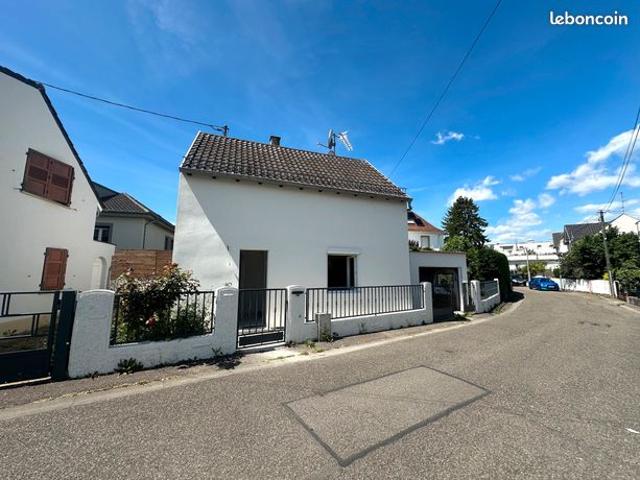 Strasbourg Robertsau Maison 3 pièces de 63 m² rénovée intégralement 1,05 are