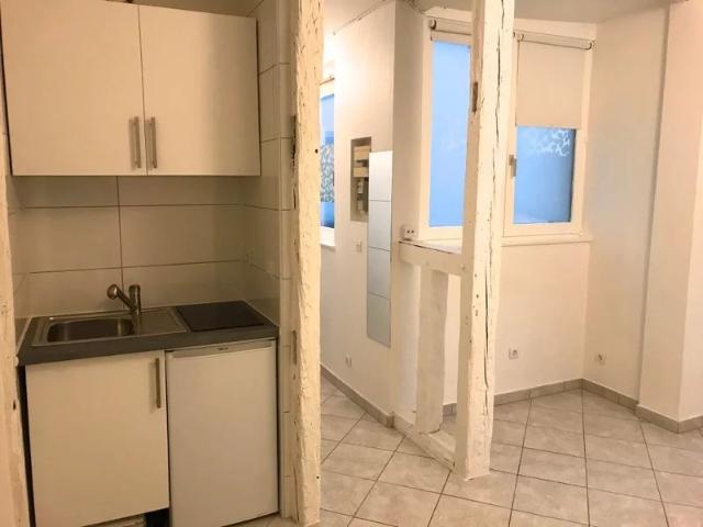 STRASBOURG: Studio Rue du faubourg de Saverne