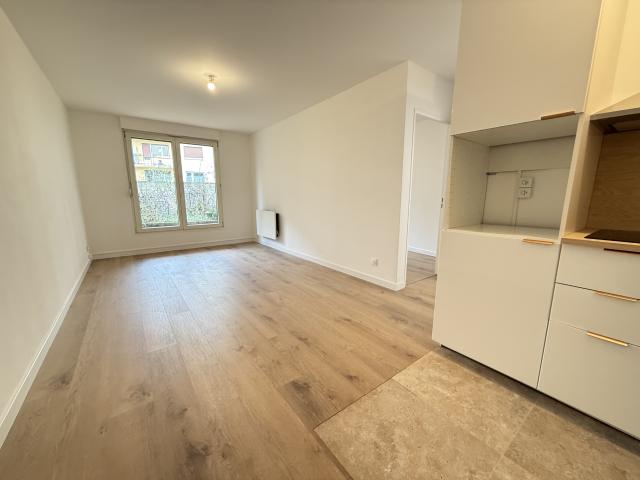 STRASBOURG 2 pièces 34m2 avec terrasse 11m2 + Cave