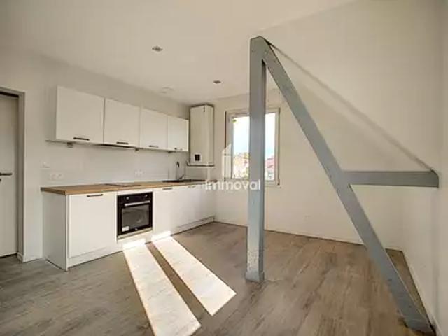 Strasbourg 67000 Location appartement 2 pièces t2 au dernier étage