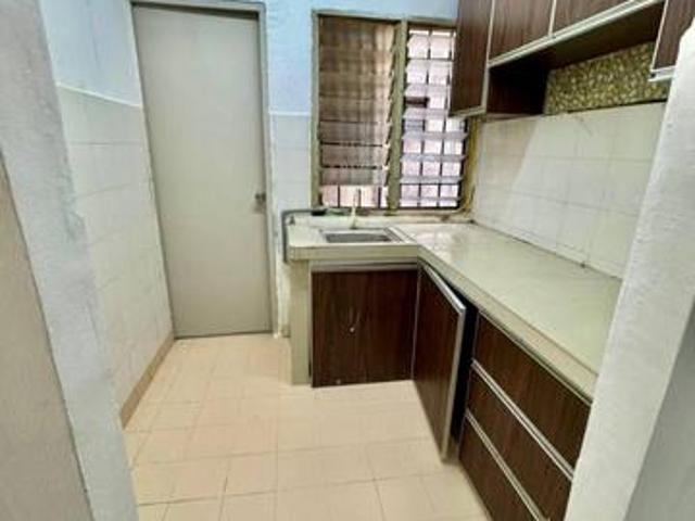 STRATA READY Apartment Idaman Damansara Damai Petaling Jaya