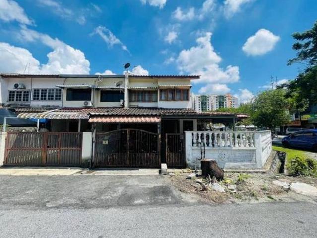 STRATEGIC CORNER LOT Double Storey TERRACE Taman Cempaka Ampang